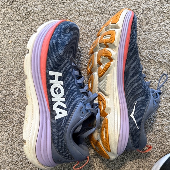 Hoka Gaviotta Navy and Coral Athletic Shoes size 7wide - Picture 2 of 3